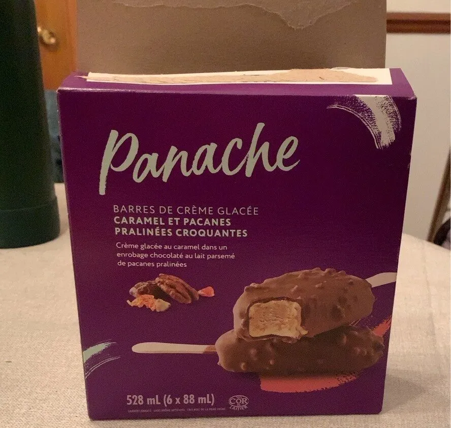 Barre de crème glacée caramel et pacanes pralinées croquantes