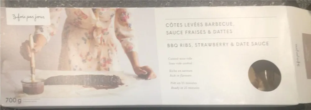 Cotes levees barbecue, sauce fraises et dattes