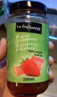 Confiture fraises et rhubarbe