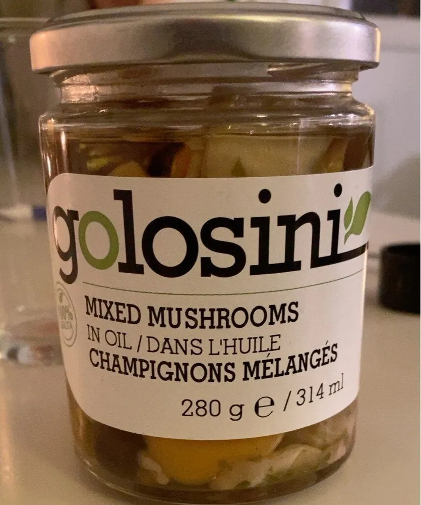 Champignons mélangés dans l’huile