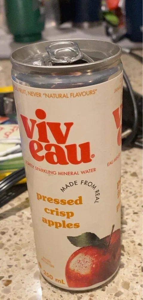 Pressed crisp apples