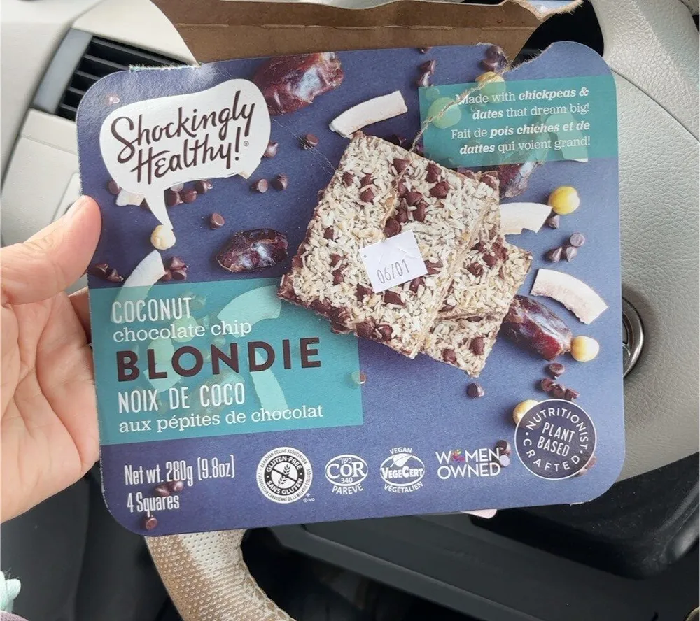 Shockingly healthy blondie