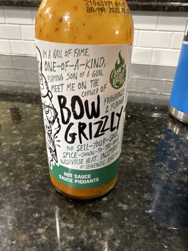 Bow grizzly hot souce