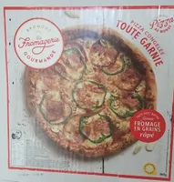 Pizza congelée toute garnie