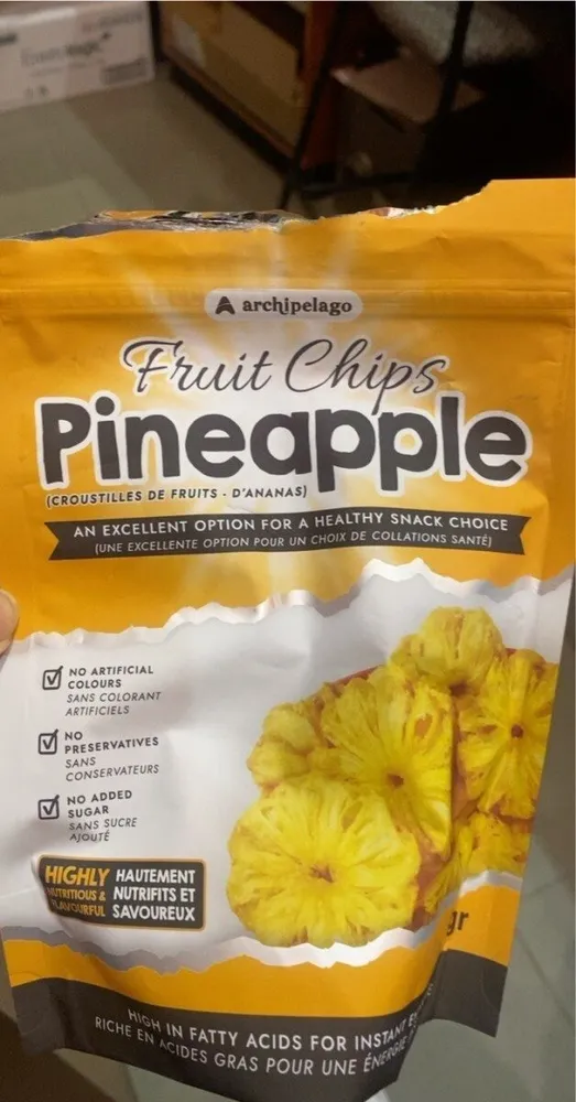 Pinapple fruit chips