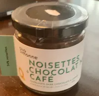 Noisettes, chocolat noir et Cafe