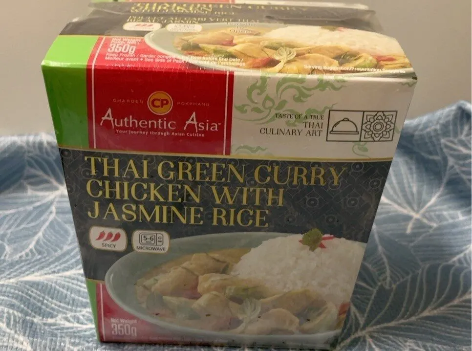 Thai green curry chicken with jasmine rice