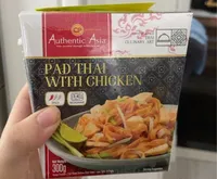Pad Thai With Chicken