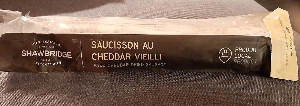 Saucisson au cheddar vieilli