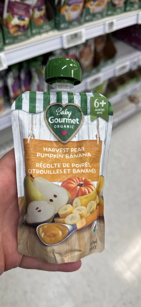 Récolte de poires, citrouilles et bananes