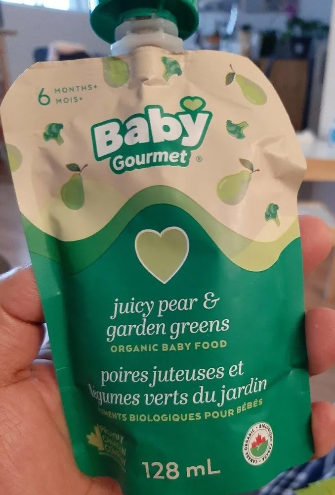 Juicy pear & garden greens