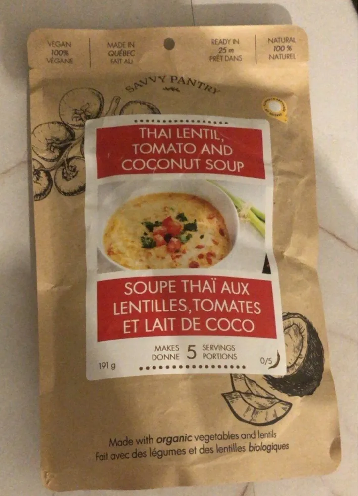 Soupe Thaï aux lentilles, tomates et lait de coco