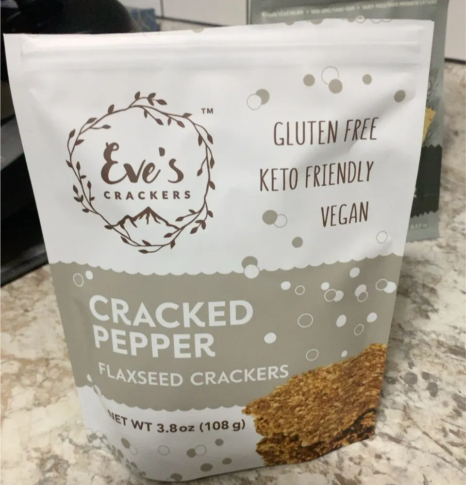 Cracked Pepper Flaxseed Crackers