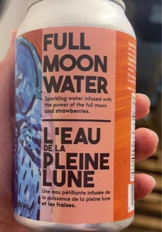 Full moon water (strawberry)