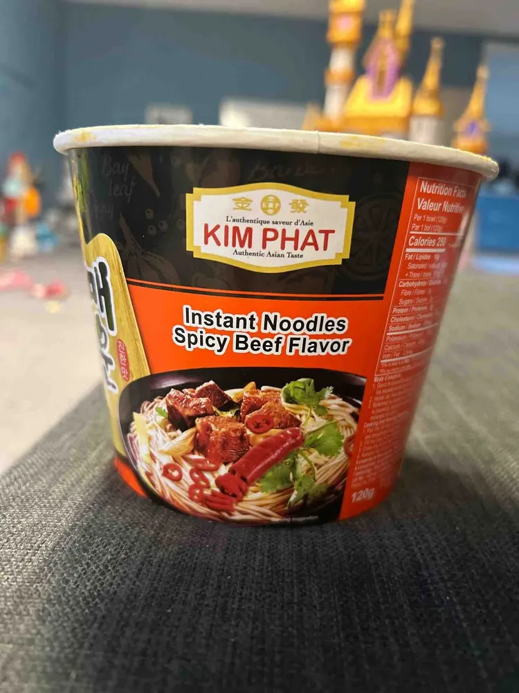 KIM PHAT Instant Noodles Beef Flavor