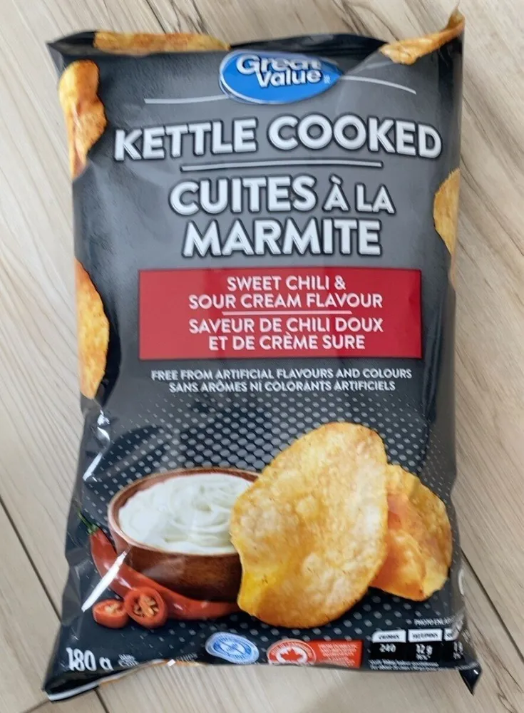 Kettle cooked sweet chilli and sour cream flavour potato chips