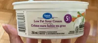 Low fat sour cream