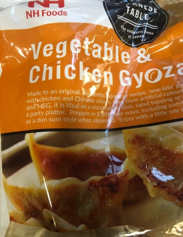 Vegetable chicken gyoza