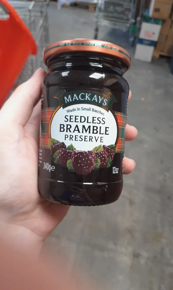 Mackays Seedless Bramble Preserve 340G