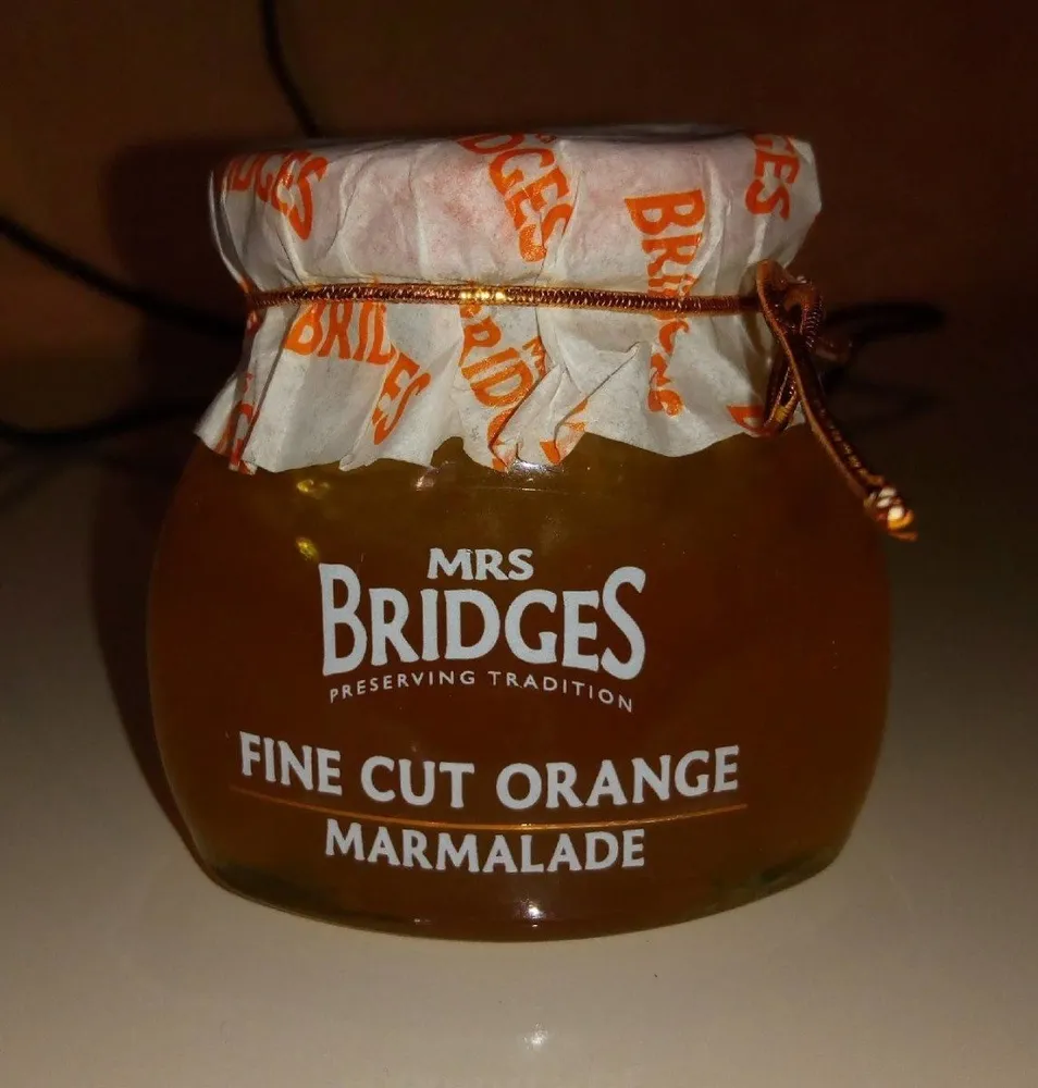 Fine cut orange marmelade