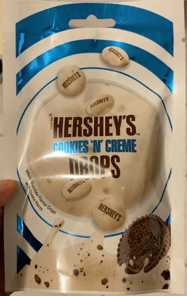 Hershey’s cookies’n’creme drops