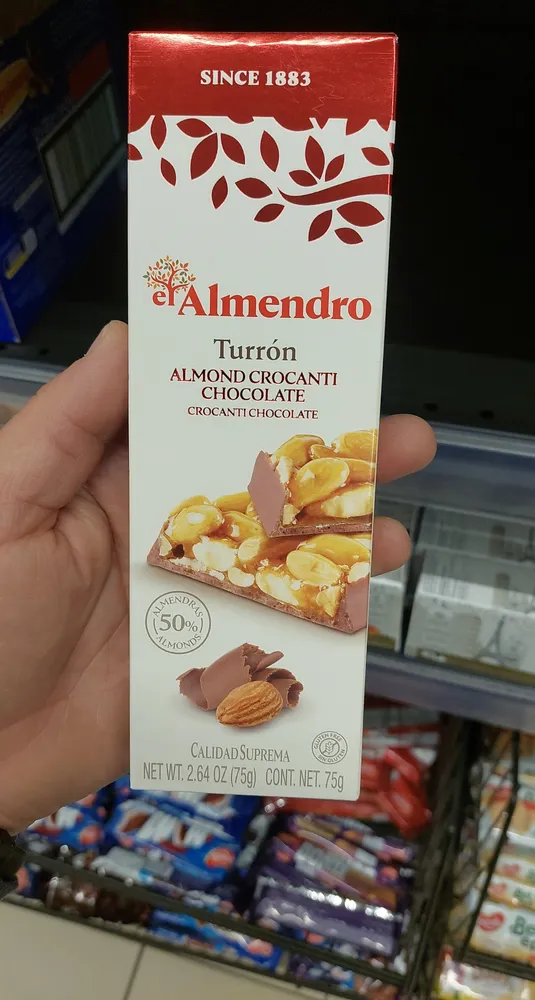 El almendro, turron almond crocanti with chocolate