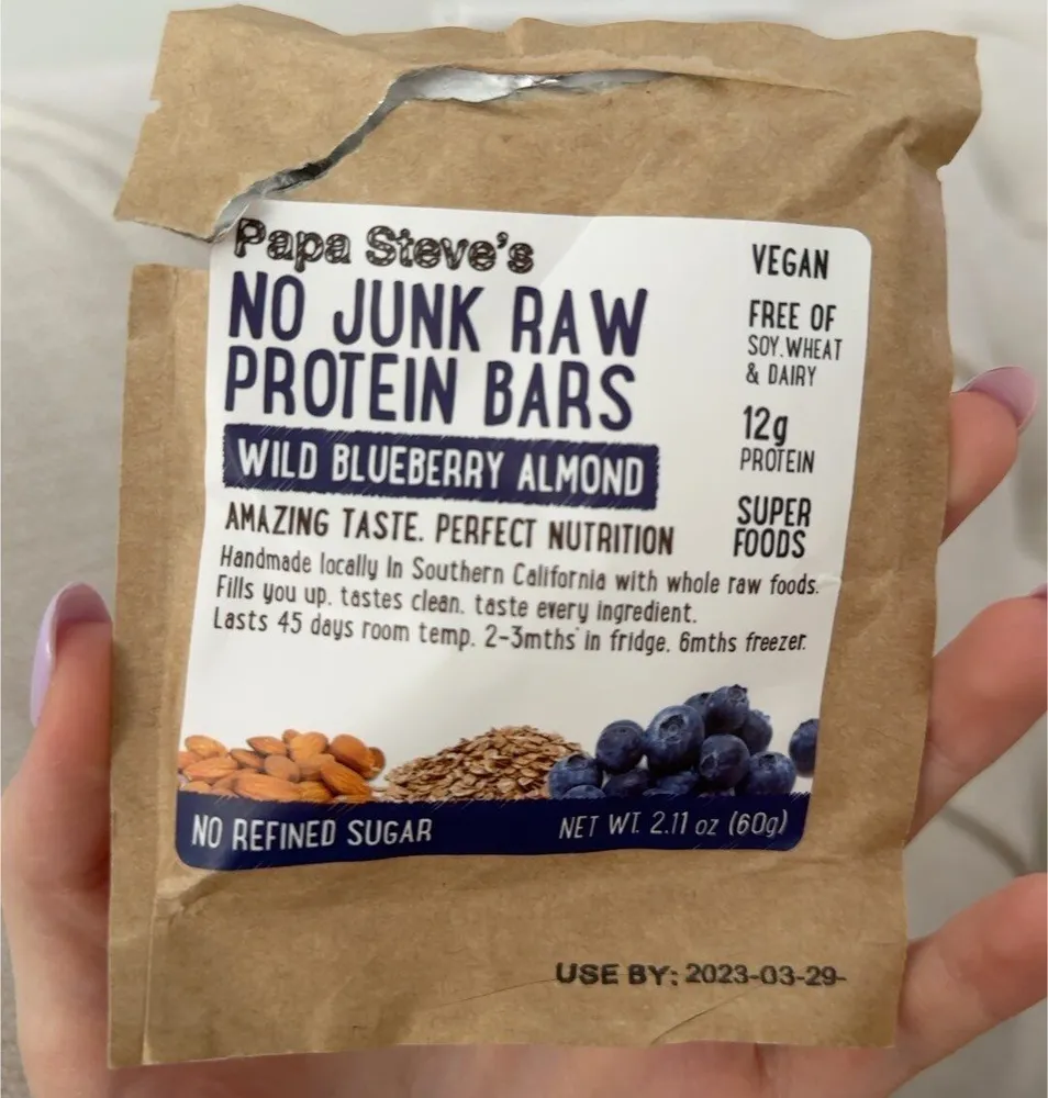 NO JUNK RAW PROTEIN BARS WILD BLUEBERRY ALMOND