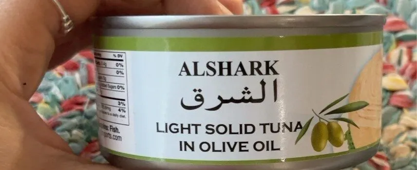 Light solid tuna in olive oil