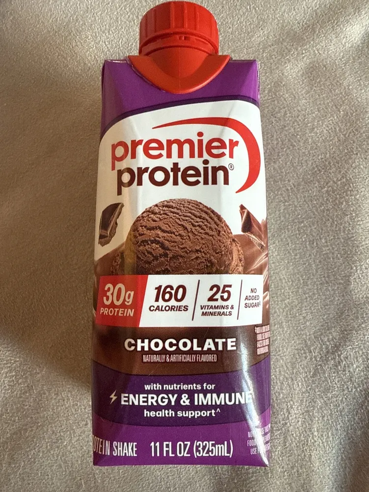 CHOCOLATE Premier Protein Shake