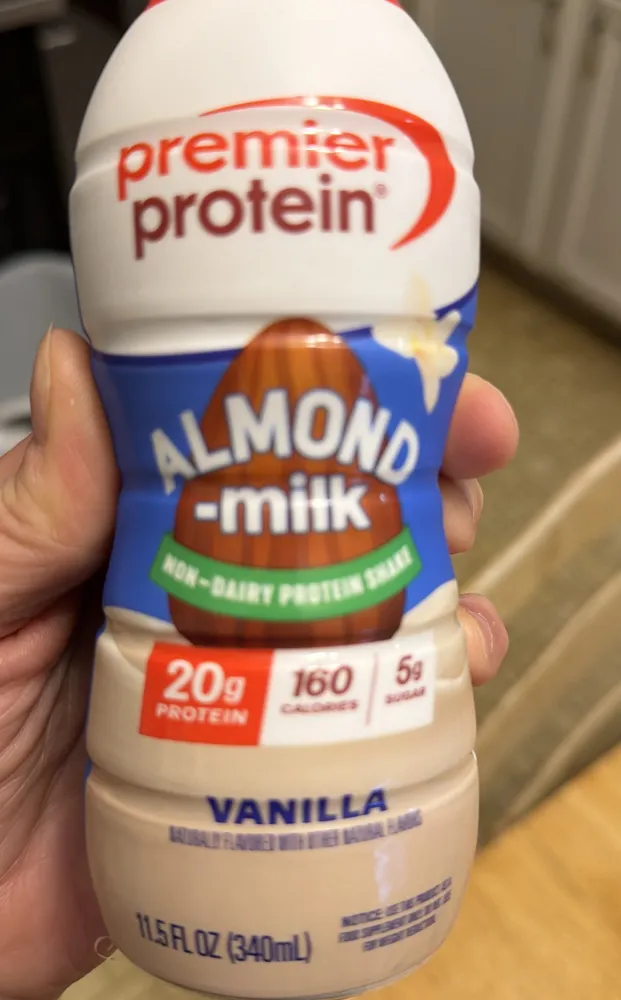 ALMOND milk VANILLA Non-Dairy Protein Shake