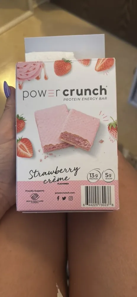 Strawberry crème protein energy bar