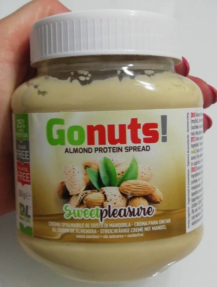 Crema spalmabile al gusto di mandorla