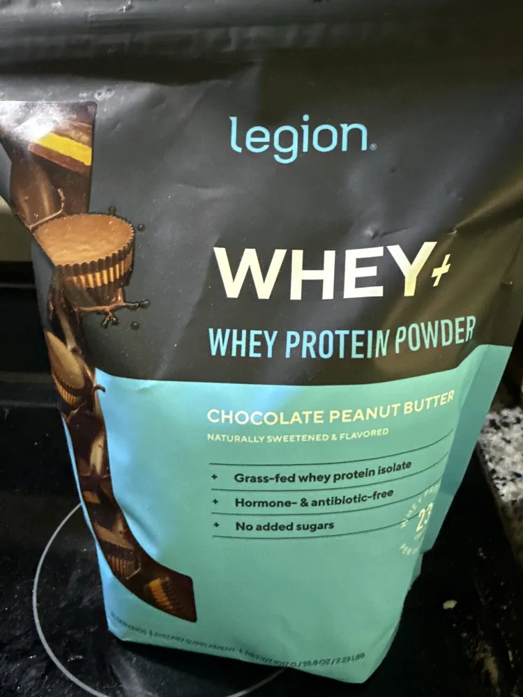 Chocolate whey protein powder