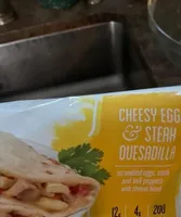 Cheesy egg & steak quesadilla