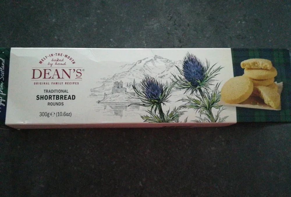 Traditional shortbread rounds
