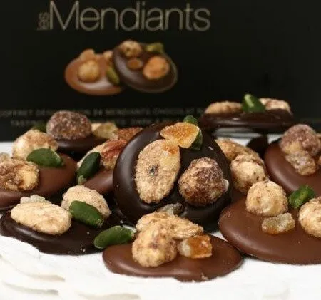 Coffret Mendiants Noir Et Lait N°25