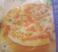 Deep dish deluxe pizza