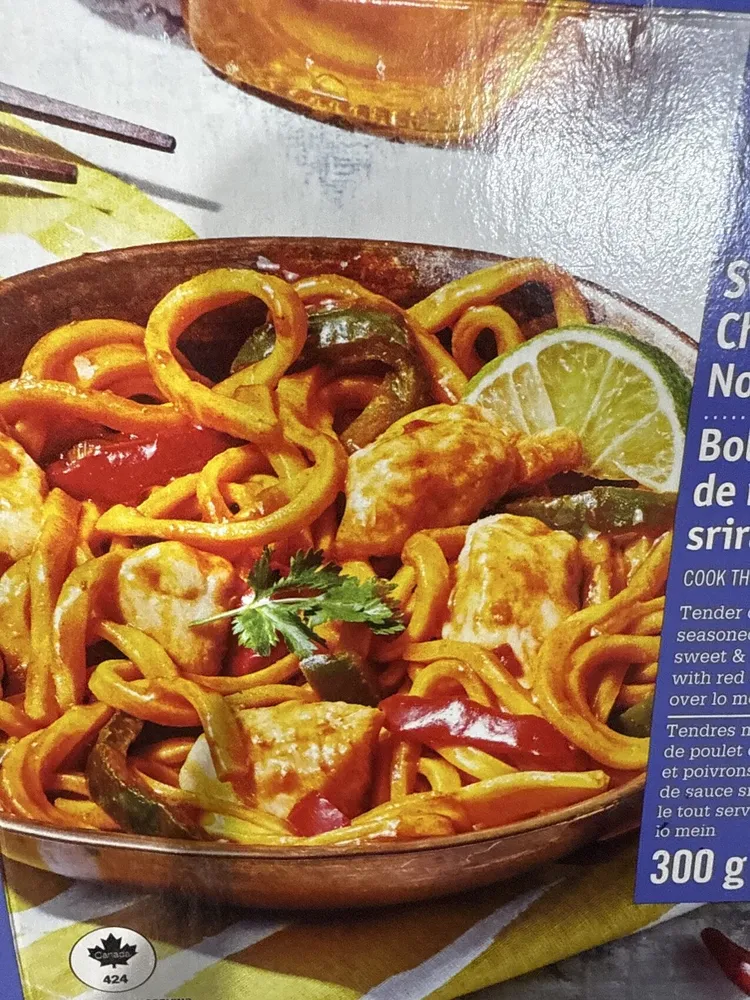 Sweet Sriracha Chicken & Noodle Bowl