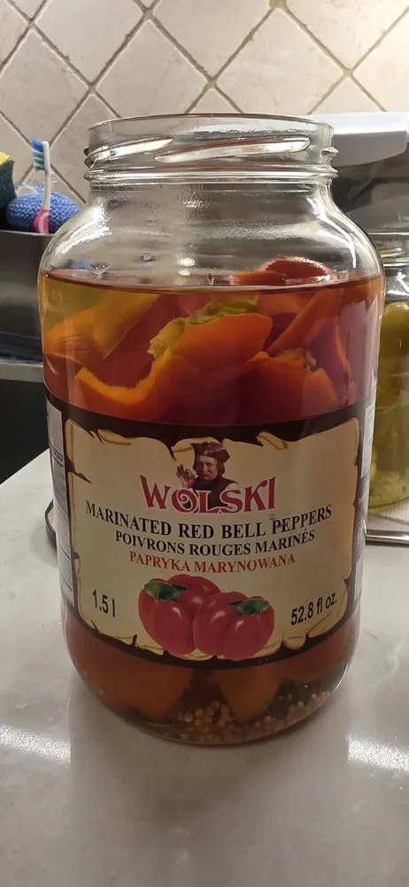Poivrons rouges marinés
