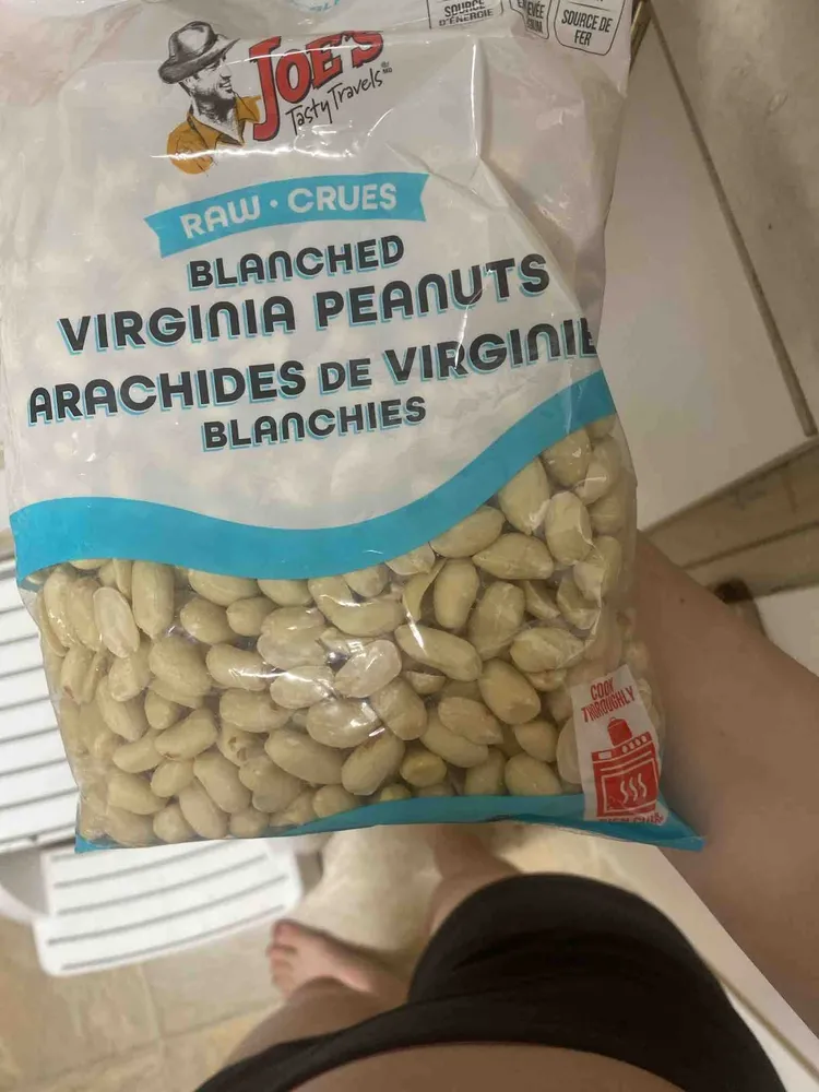 Blanched Raw Virginia Peanuts