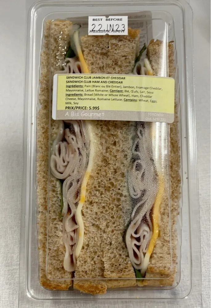 Sandwich club ham and cheddar