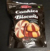 Biscuits fourrés a la crème chocolatée