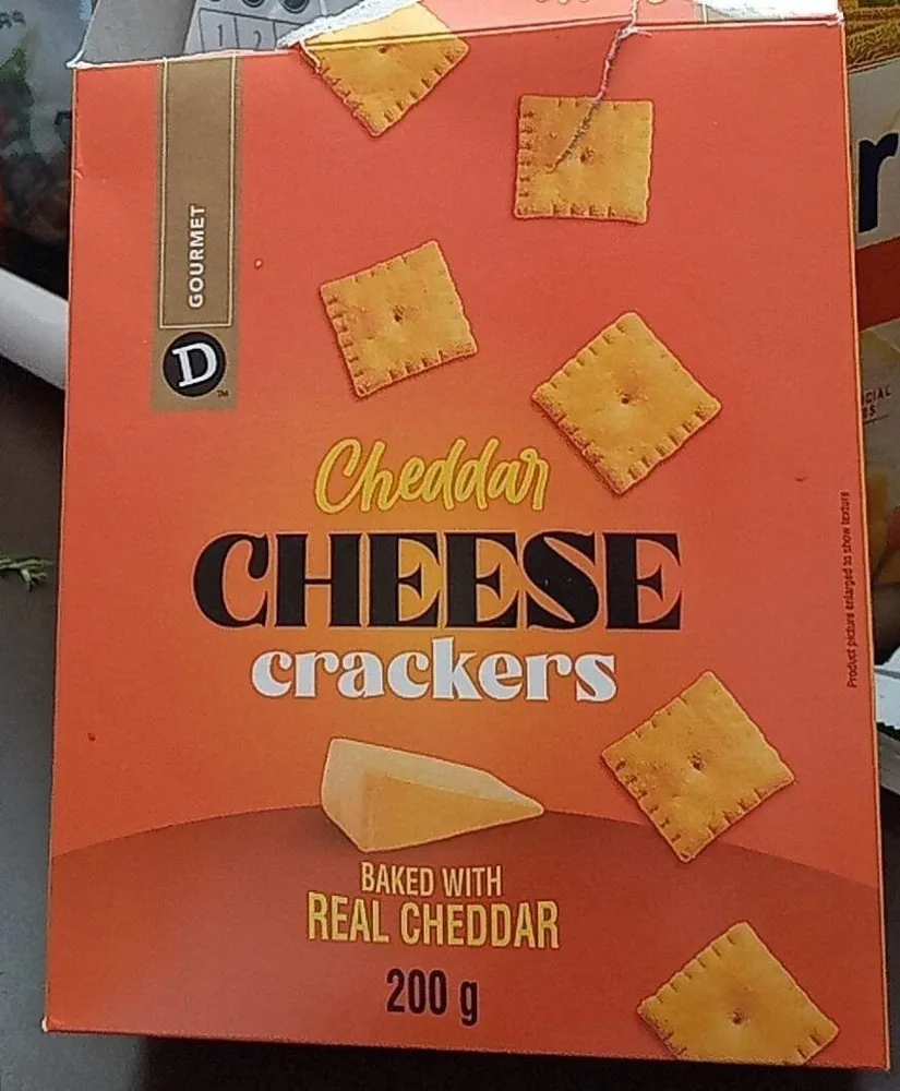 Cheddar cheese crackers