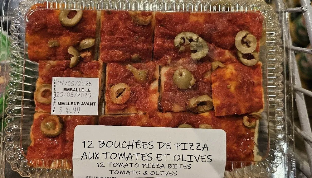 12 bouchées de pizza tomates olives