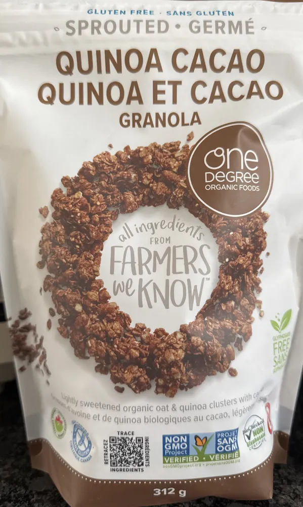 Quinoa cacao granola