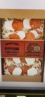 Pepperoni & Mozzarella Flatbread