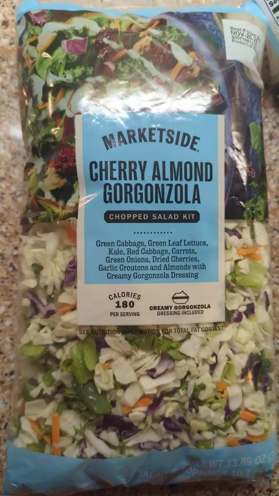CHERRY ALMOND GORGONZOLA CHOPPED SALAD KIT