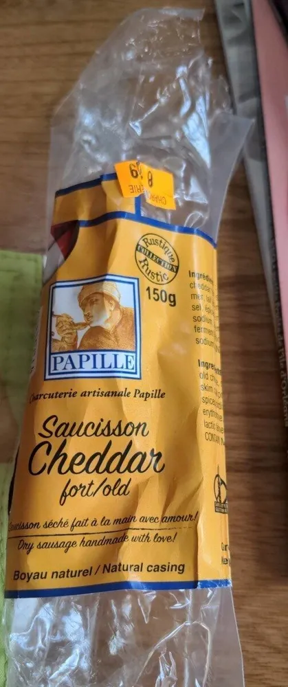 Saucisson cheddar fort
