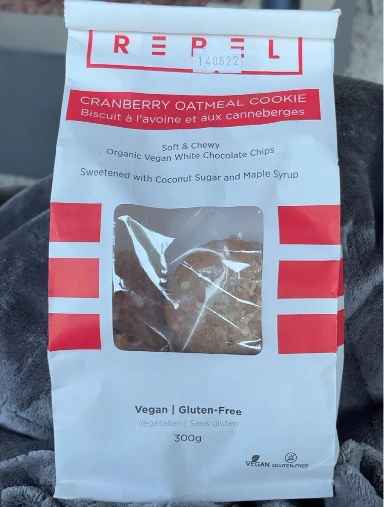 cranberry oatmeal cookie