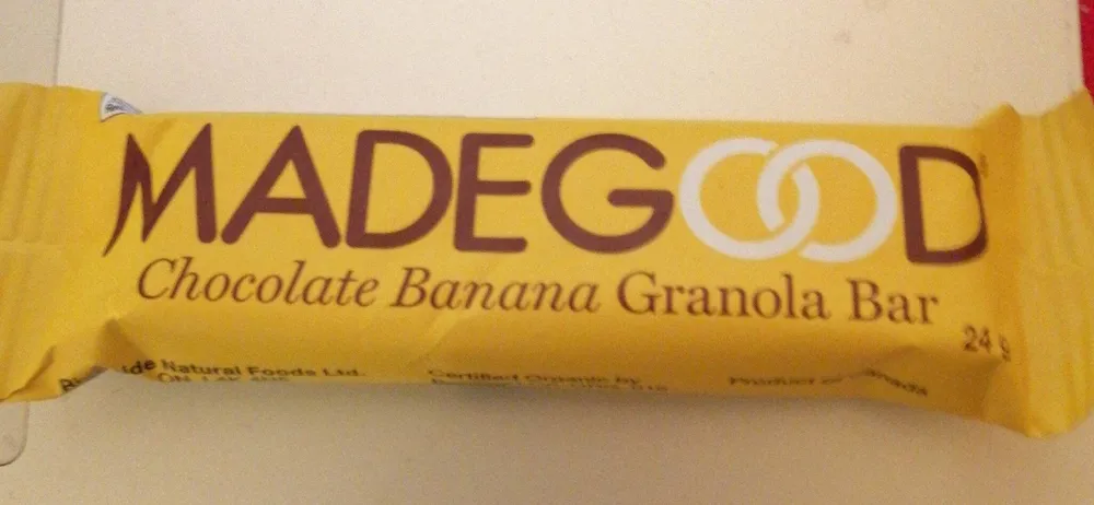Chocolate banana granola bar